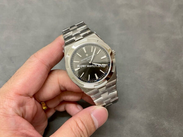 8F Factory Vacheron Constantin Overseas 2000V/120G-B122 40mm Full White Gold Grey Dial - Image 4