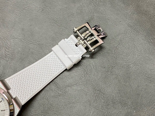 8F Factory Vacheron Constantin Overseas 4300V Perpetual Calendar 41.5mm Steel White Rubber Strap Silver Dial - Image 7