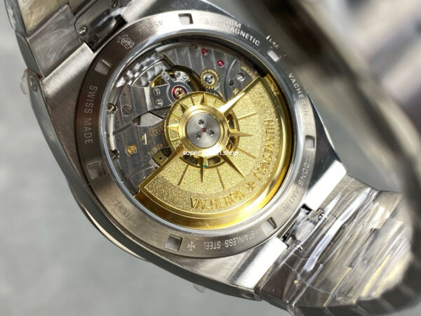8F Factory Vacheron Constantin Overseas 4500V 41mm Full Steel Green Dial - Image 7