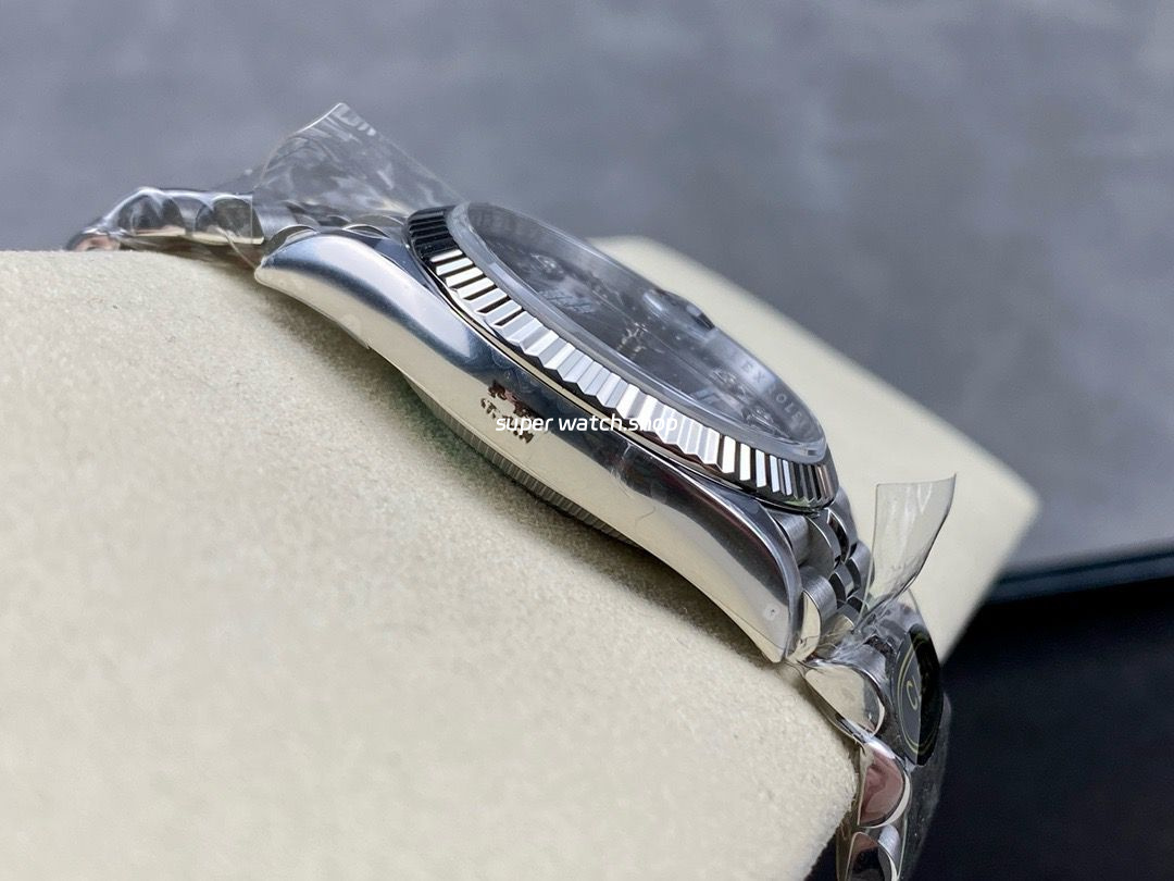 Clean Factory Rolex Datejust 126234-0057 36mm Full 904L Diamond Fluted Motif Blue Dial Jubilee - Image 5