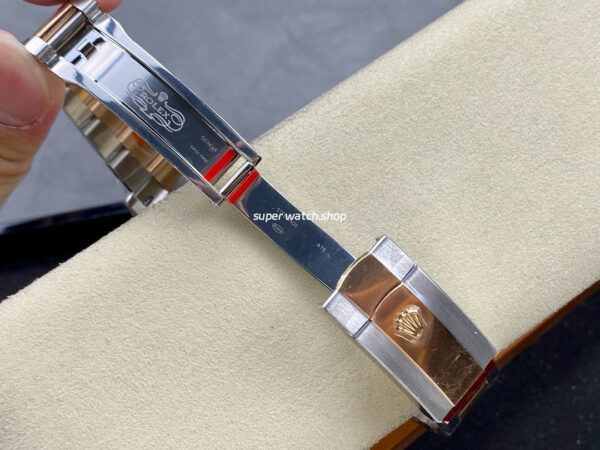 Clean Factory Rolex Datejust 126331 41mm Half Rose Gold Diamond Mother Of Pearl Dial - Image 9