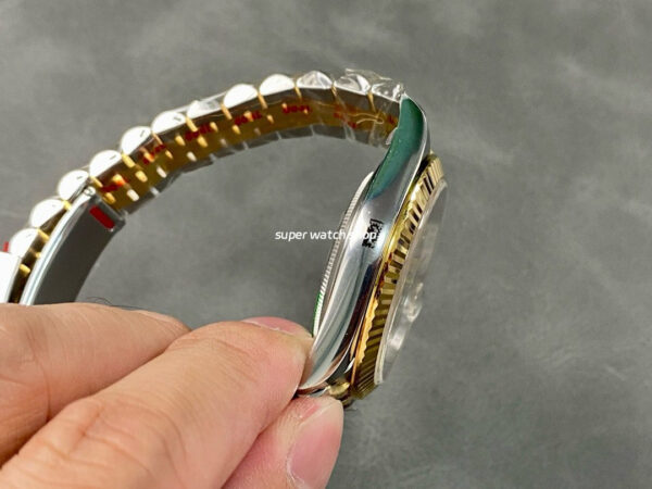 Clean Factory Rolex Datejust 126333-0012 41mm Half Gold Diamond Champagne Dial - Image 5