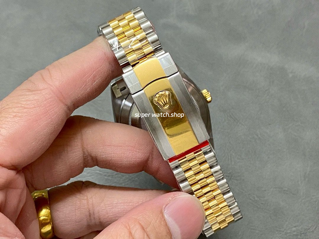 Clean Factory Rolex Datejust 126333-0020 41mm Half Gold Roman Numerals Wimbledon Grey Dial Jubilee - Image 8