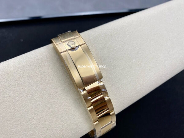 Clean Factory Rolex Daytona 116508-0001 40mm Full Yellow Gold White Dial - Image 9