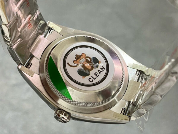 Clean Factory Rolex Oyster Perpetual 126000-0005 36mm Full 904L Green Dial - Image 7