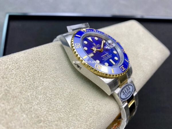 Clean Factory Rolex Submariner Date 116613LB 40mm Half Gold Blue Dial - Image 5