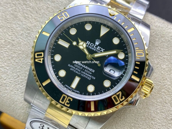 Clean Factory Rolex Submariner Date 116613LN 40mm Half Gold Black Dial - Image 3