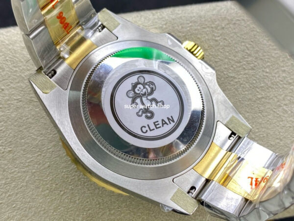 Clean Factory Rolex Submariner Date 116613LN 40mm Half Gold Black Dial - Image 7