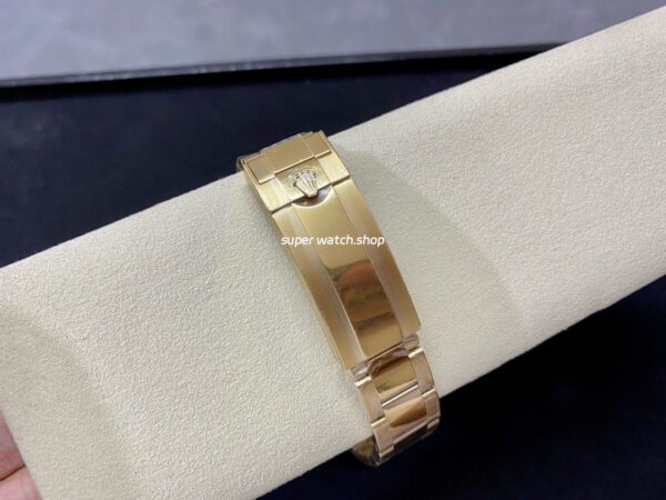 Clean Factory Rolex Submariner Date 116618LN 40mm Full Yellow Gold Black Dial - Image 8