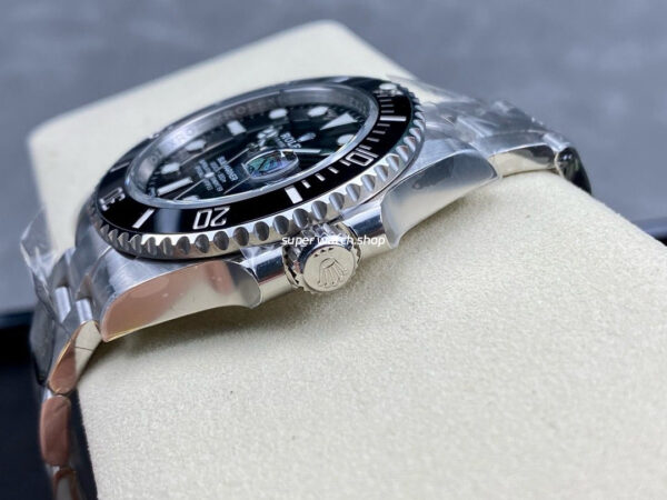 Clean Factory Rolex Submeriner Date 116610LN 40mm Full 904L Black Dial - Image 7