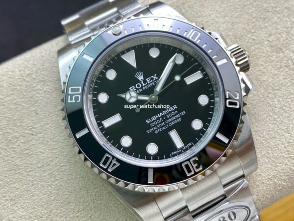 Clean Factory Rolex Submeriner (No Date) 114060 40mm Black DIal - Image 2