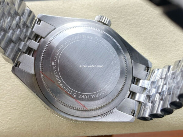GR Factory Tudor Black Bay M7941A1A0NU-0003 41mm Black Bezel Full Steel Black Dial - Image 8