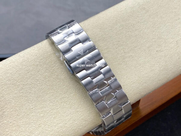 GR Factory Vacheron Constantin Moonphase Retrograde Date Overseas 41mm Full Steel Silver Dial - Image 8
