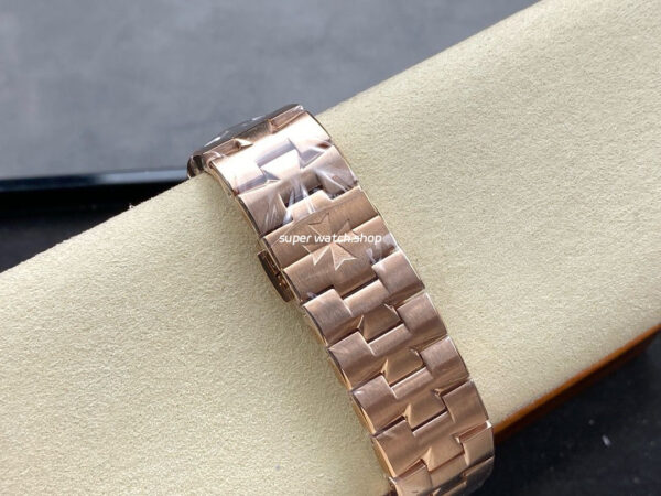 GR Factory Vacheron Constantin Overseas Dual Time 7900V/000R-B336 41mm Full Gold Silver Dial - Image 9