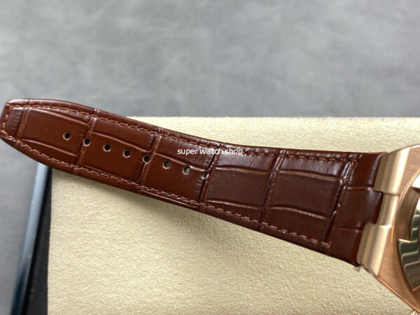 GR Factory Vacheron Constantin Overseas Dual Time 7900V/000R-B336 41mm Gold Leather Strap Silver Dial - Image 8