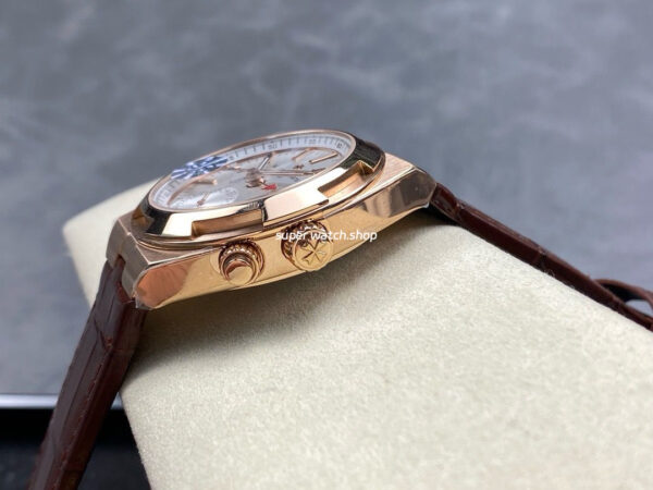 GR Factory Vacheron Constantin Overseas Dual Time 7900V/000R-B336 41mm Gold Leather Strap Silver Dial - Image 5