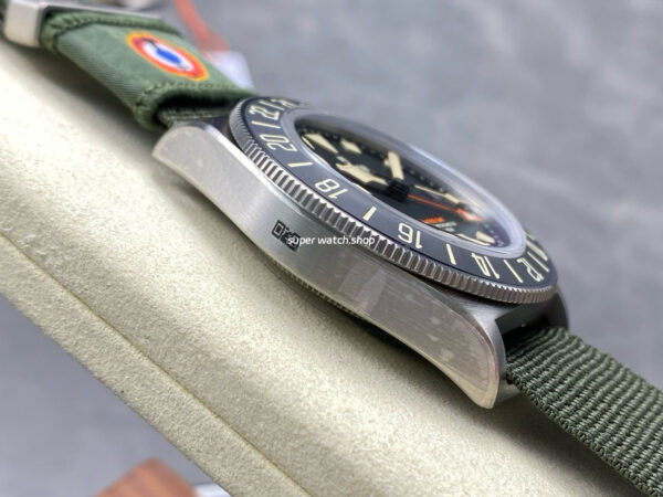 M+ Factory Tudor Pelagos FXD GMT M2542G247NU-0002 42mm Titanium Green Textile Strap Black Dial - Image 4