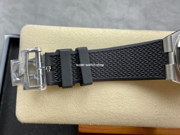PZ Factory Vacheron Constantin Overseas Dual Time 7900V-110A-B333 41mm Steel Rubber Strap Silver Dial - Image 8