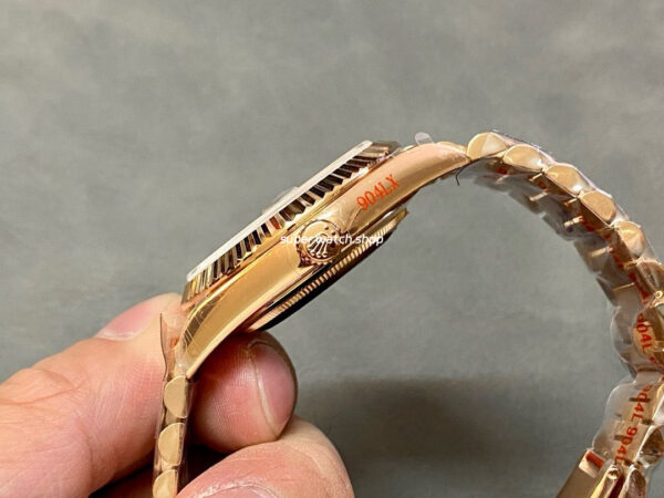 QF Factory Counterweight Rolex Day-Date 228235-0003 40mm Full Rose Gold Baguette Diamond Brown Dial - Image 6