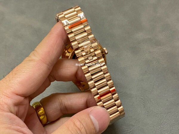 QF Factory Counterweight Rolex Day-Date 228235-0045 40mm Full Rose Gold Baguette Diamond Black Dial - Image 9
