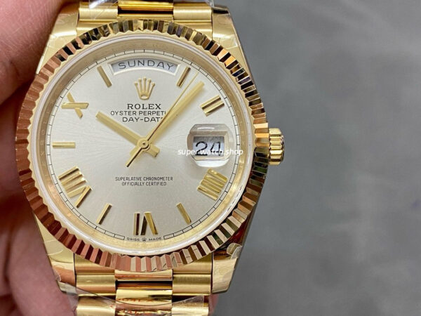 QF Factory Counterweight Rolex Day-Date 228238-0002 40mm Full Yellow Gold Roman Number Silver Dial