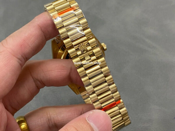 QF Factory Counterweight Rolex Day-Date 228238-0005 40mm Full Yellow Gold Baguette Diamond Champagne Dial - Image 8