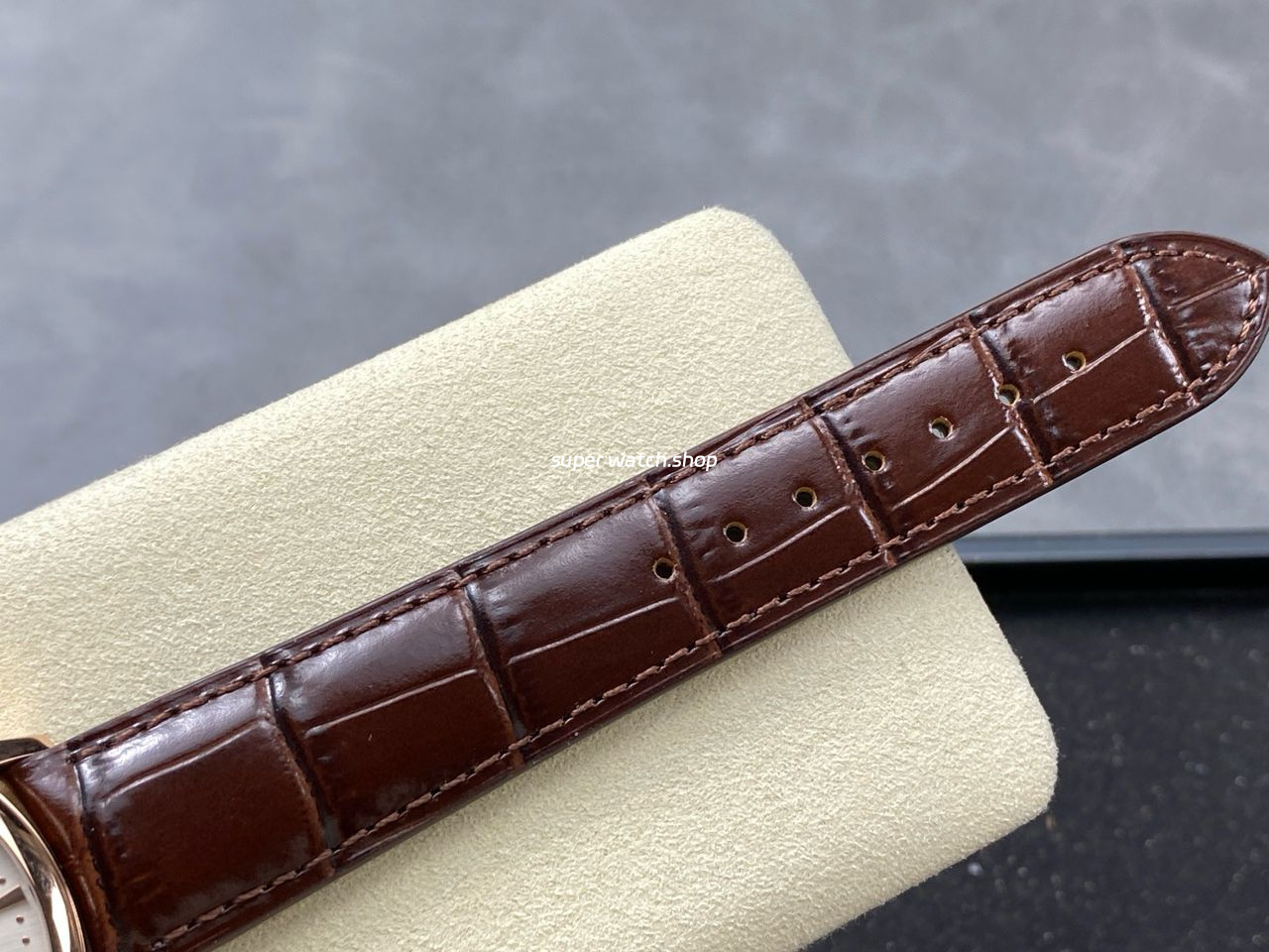 VC + Factory Vacheron Constantin Patrimony 81180000R-9159 Rose Gold Silver Dial - Image 9