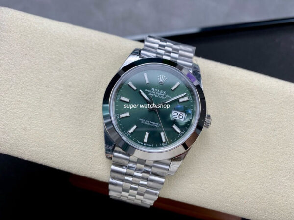 VS Factory Rolex Datejust 126300-0020 41mm Smooth Bezel Full 904L Mint Green Dial Jubilee - Image 4