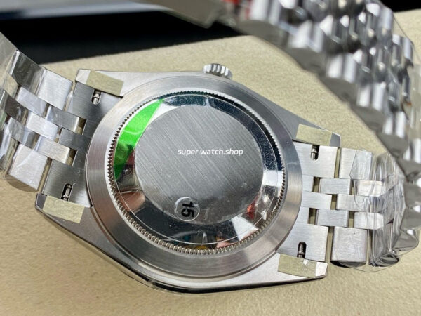 VS Factory Rolex Datejust 126300-0020 41mm Smooth Bezel Full 904L Mint Green Dial Jubilee - Image 7