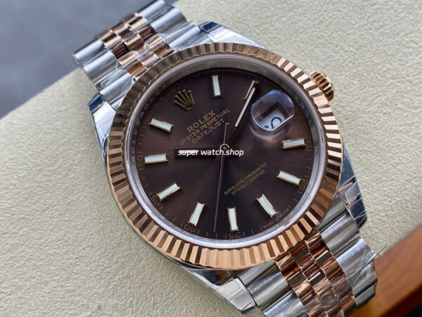 VS Factory Rolex Datejust 126331-0002 41mm Half Rose Gold Brown Dial Jubilee - Image 2
