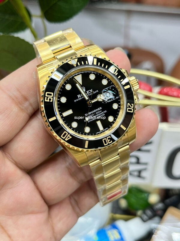 VS Factory Rolex Submariner Date 116618LN 40mm Full Yellow Gold Black Dial - Image 2