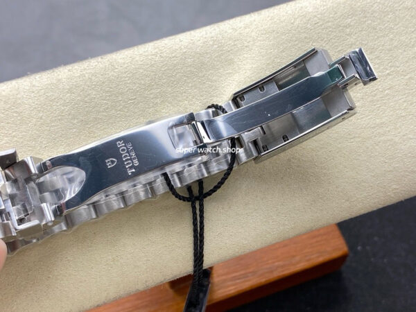 ZF Factory Tudor Black Bay M7941A1A0NU-0003 41mm Full Steel Black Dial - Image 9