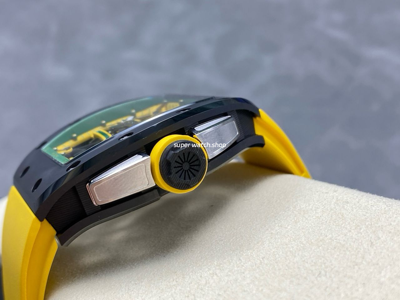 RM Factory Richard Mille RM61-01 42.7mm Carbon Fiber Yellow Rubber Strap Yellow And Green Skeleton Dial - Image 7