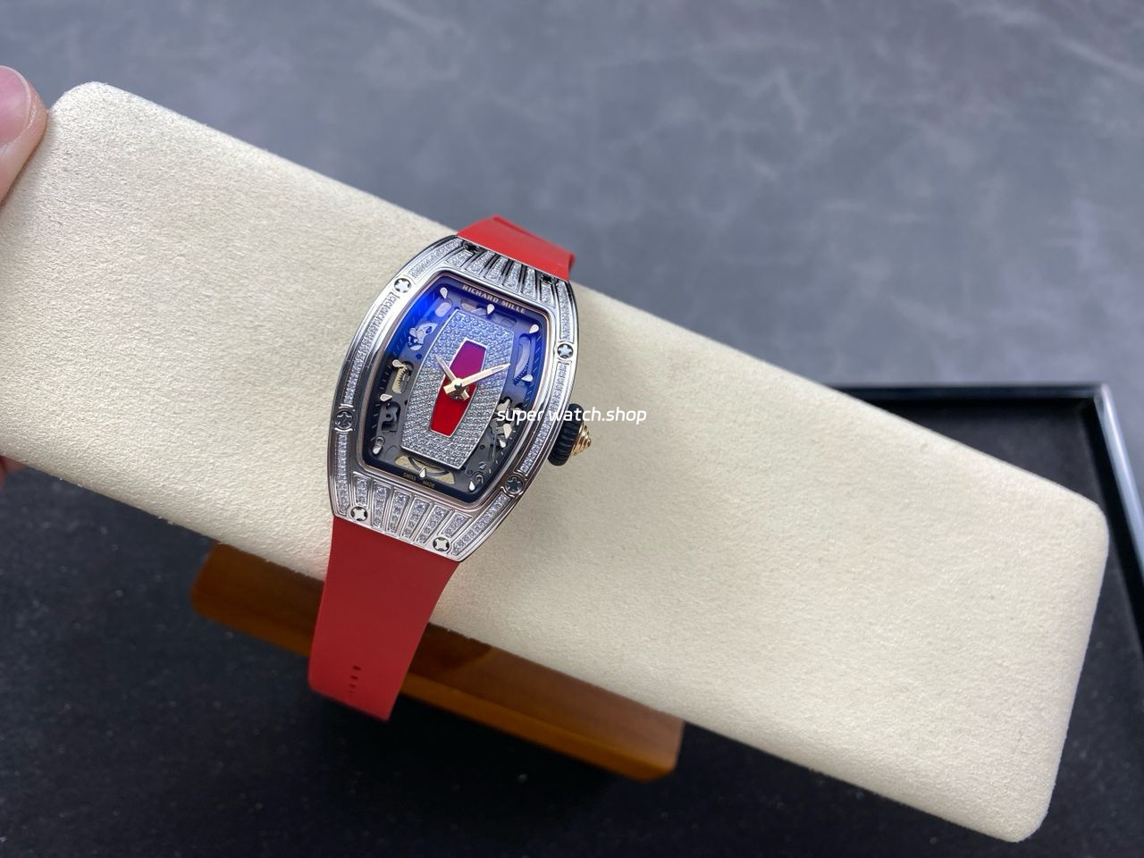 ZF Factory Richard Mille RM07 31.4mm Diamond White Gold Red Rubber Strap Skeletonized Black Dial - Image 4