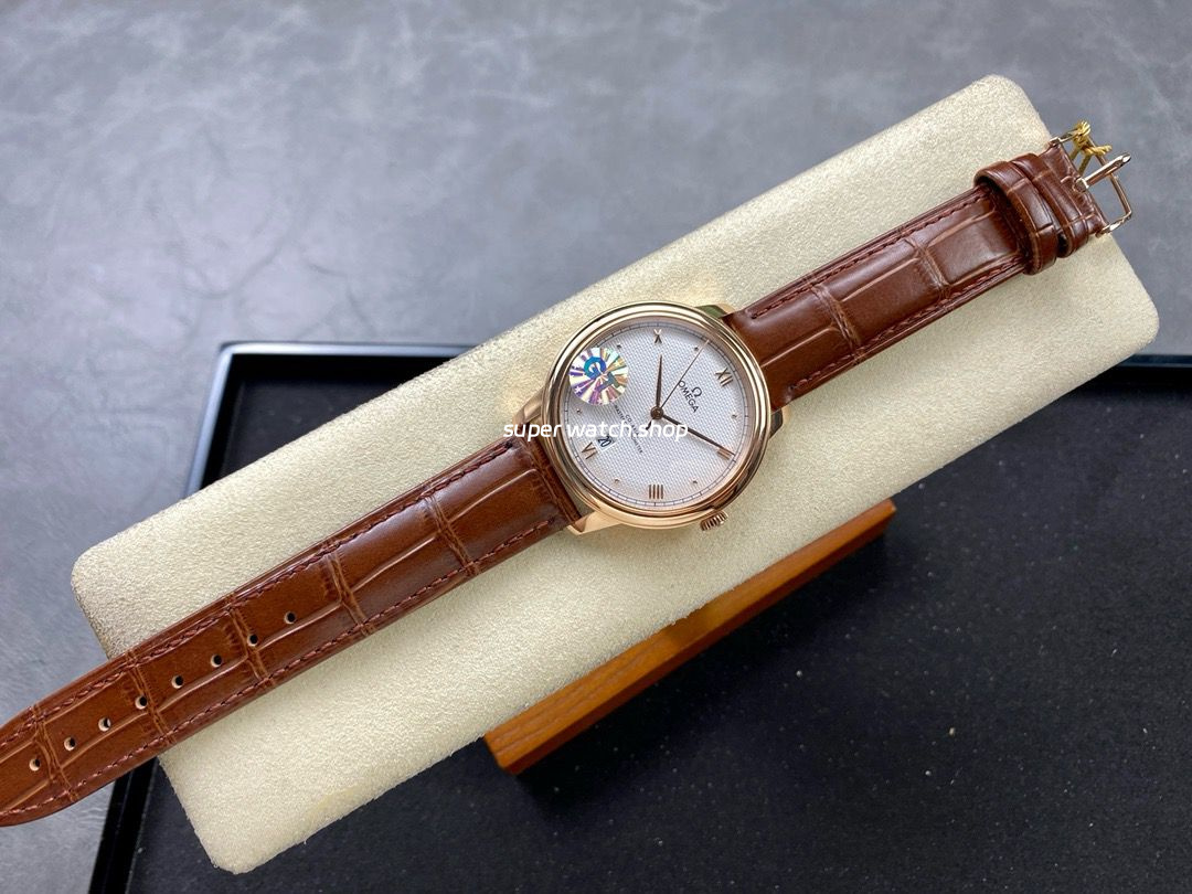 GT Factory Omega De Ville Co-Axial 434.53.40.20.02.001 40mm Rose Gold Leather Strap Rose Gold Point&Roman Number Silver Pupil Dial - Image 4