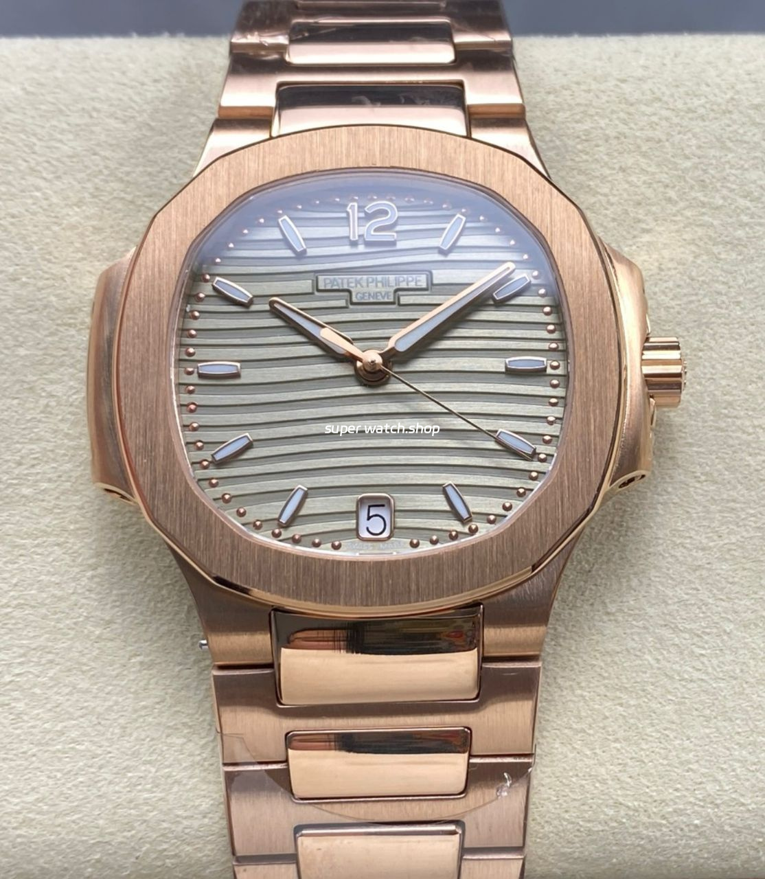 TW Factory Patek Philippe Nautilus 71181R Rose Gold Champagne Dial