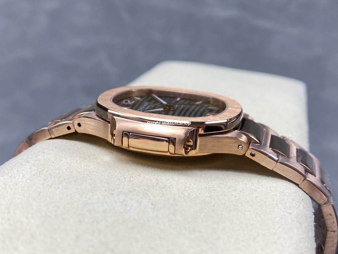 TW Factory Patek Philippe Nautilus 71181R Rose Gold Champagne Dial - Image 6