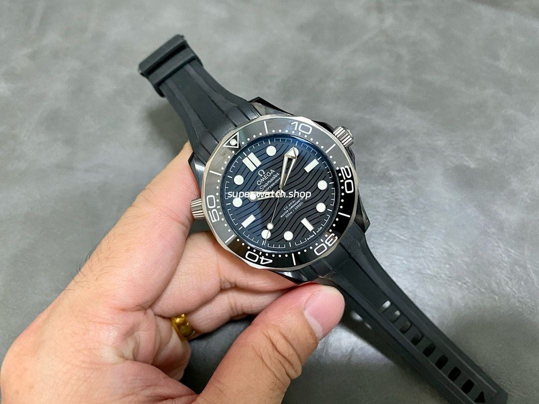 VS Factory Omega Seamaster Diver 300M 210.92.44.20.01.001 43.5mm Ceramic Rubber Strap Black Dial - Image 4