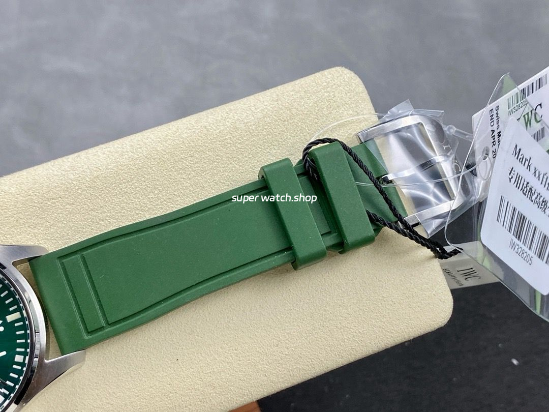 M+ Factory IWC Pilot Mark IW328205 40mm Steel Rubber Strap Arabic Numerals Green Dial - Image 8