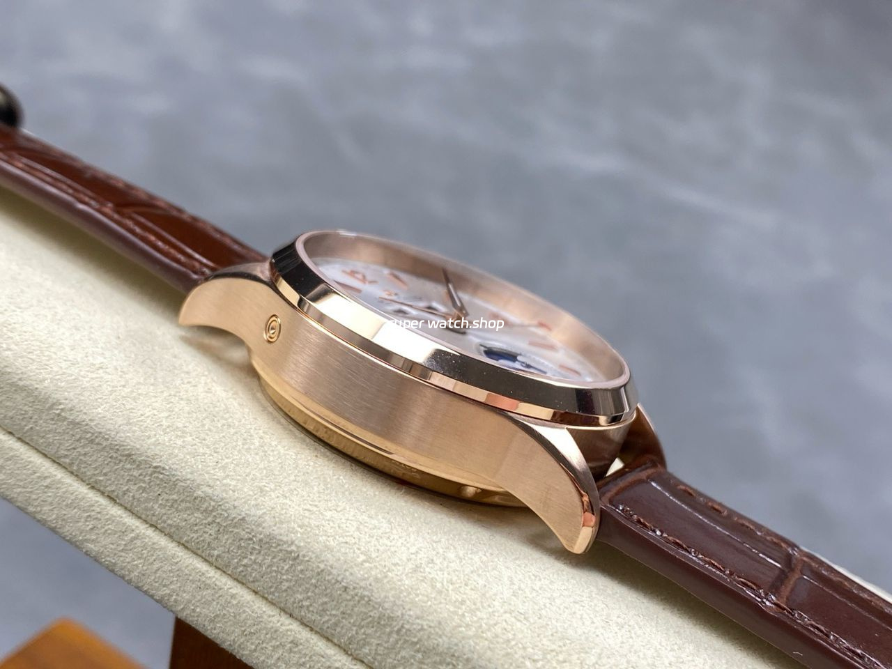 TW Factory Jaeger-LeCoultre Master Calendar Q1552520 39mm Rose Gold Silver Dial - Image 5