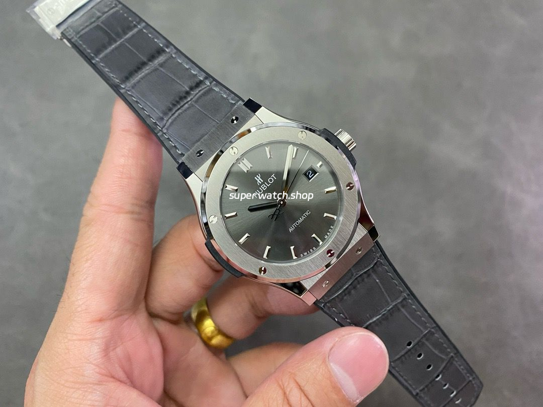 HB Factory Hublot Classic Fusion Racing Grey 542.NX.7071.LR 42mm Titanium Rubber Strap Grey Dial - Image 4