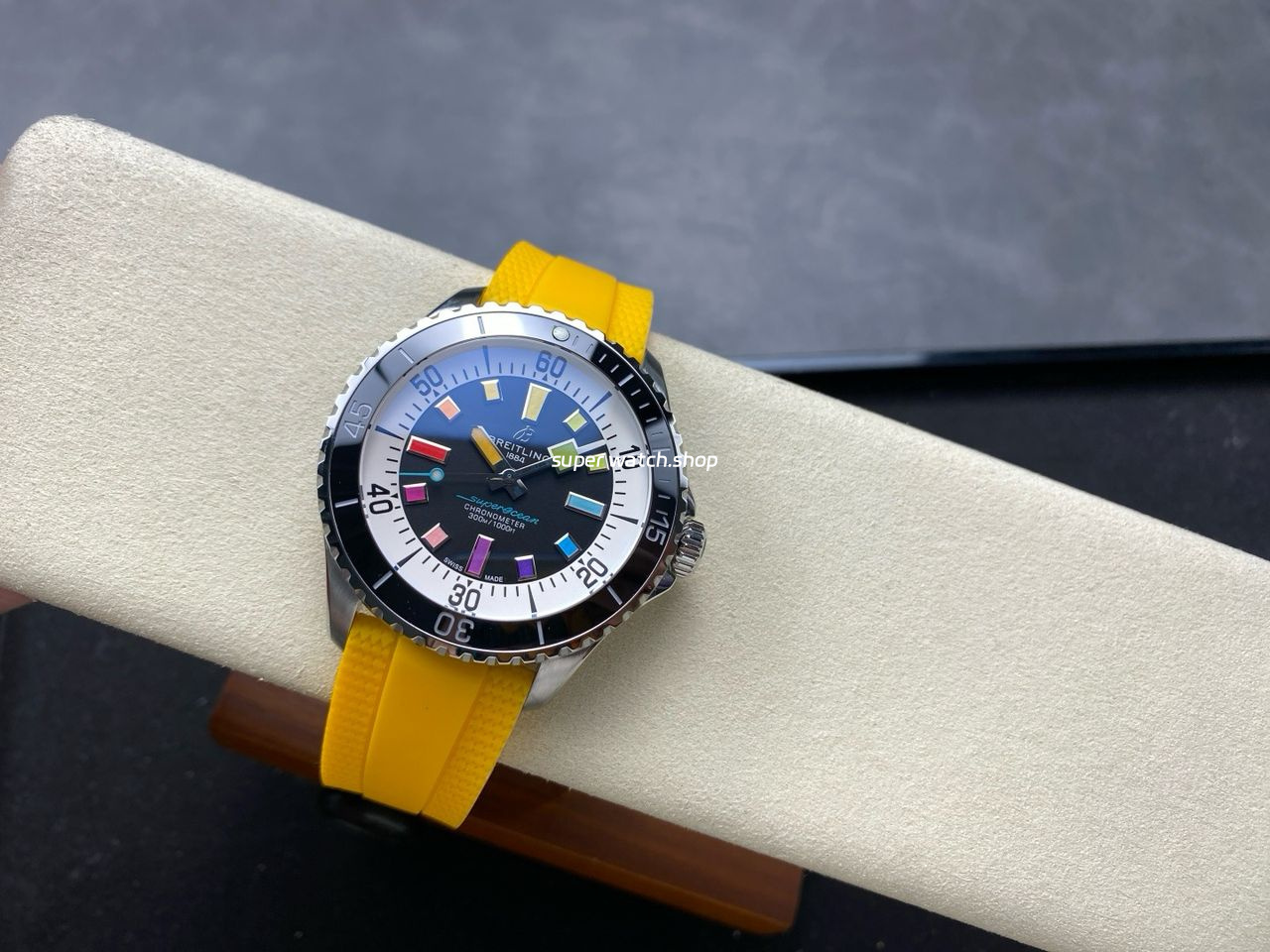 TF Factory Breitling Superocean A17375211B2S4 44mm Steel Rubber Strap Rainbow Nails Black Dial - Image 5