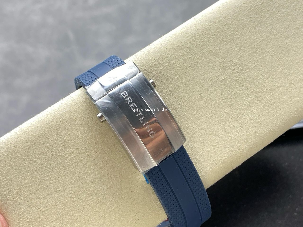 TF Factory Breitling Superocean A17375E71G1A1 44mm Blue Bezel Steel Blue Rubber Strap Silver Dial - Image 9