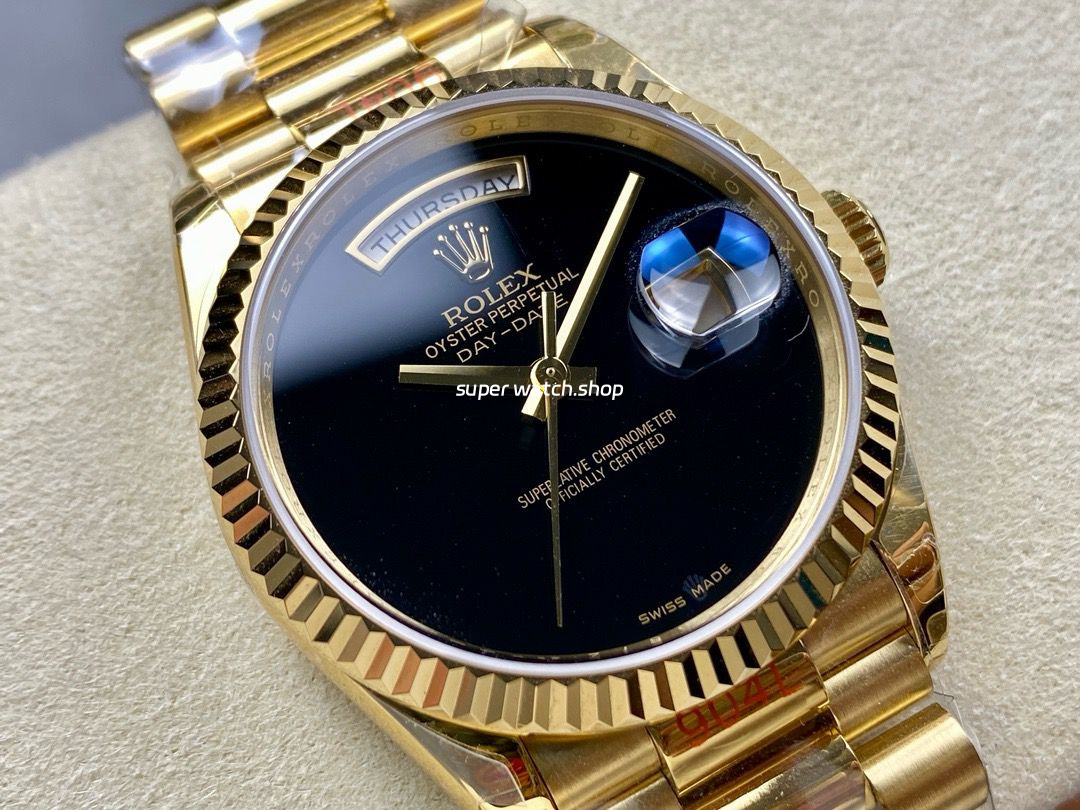 8+ Factory Counterweight Rolex Day-Date 18038 36mm Full Yellow Gold Black Dial - Image 2