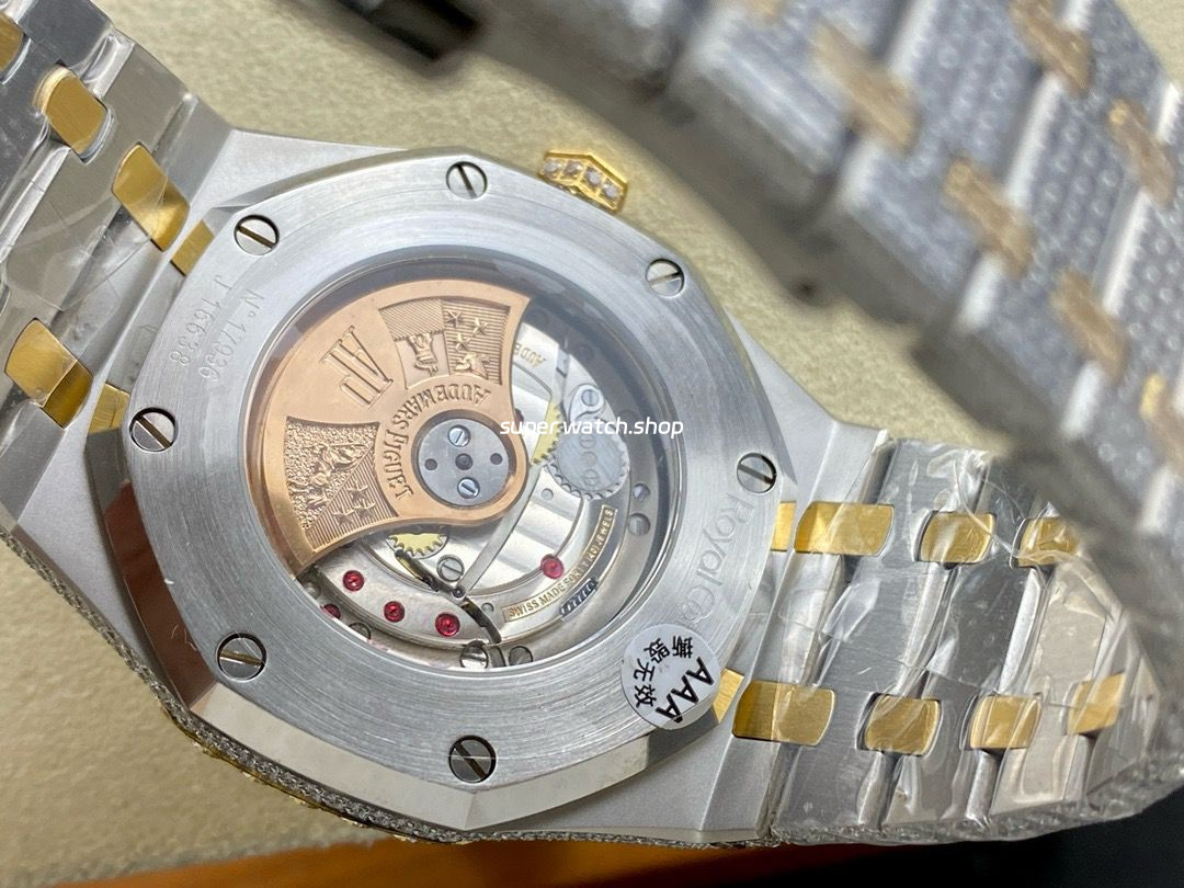 AMG Factory Audemars Piguet Royal Oak Selfwinding 15400 41mm Full Diamond Gold Diamond Dial - Image 8