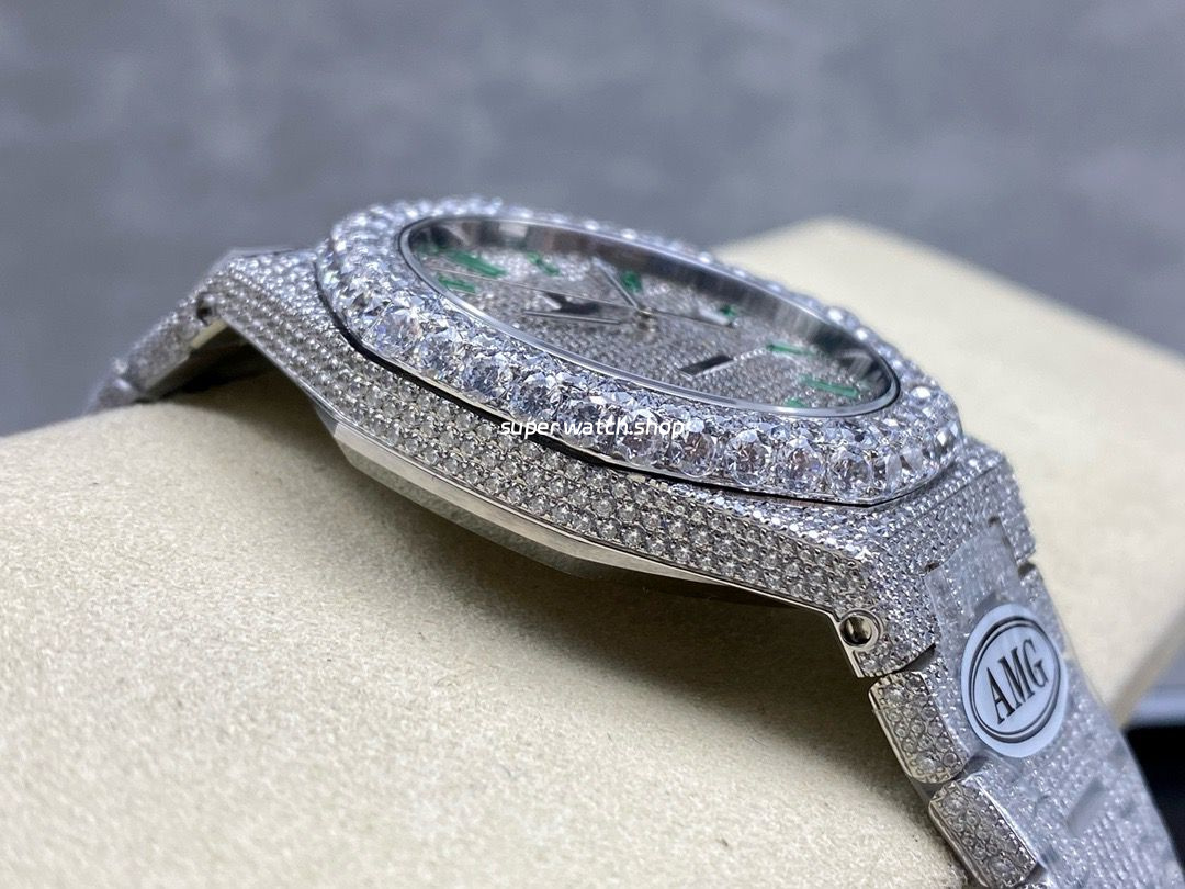 AMG Factory Audemars Piguet Royal Oak Selfwinding 15400 41mm Full Diamond Steel Green Diamond Baguette Dial - Image 5