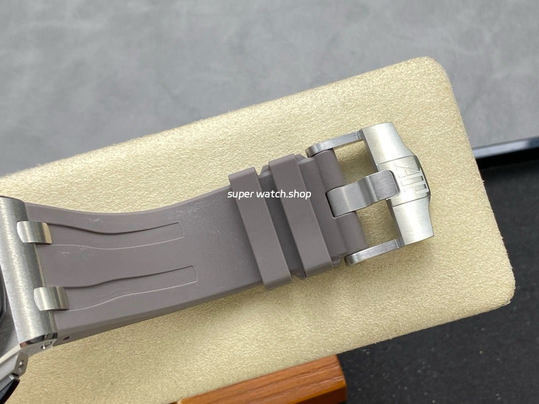 APF Factory Audemars Piguet Royal Oak Offshore Chronograph 26405CE.OO.A002CA.01 44mm Titanium Rubber Strap Grey Dial - Image 8