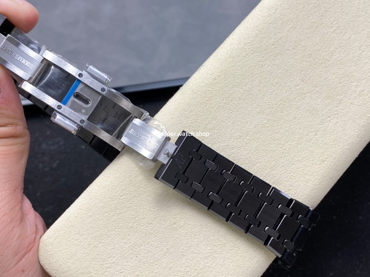 APS Factory Audemars Piguet Royal Oak Chronograph 26240CE.OO.1225CE.01 41mm Full Ceramic Black Dial - Image 10