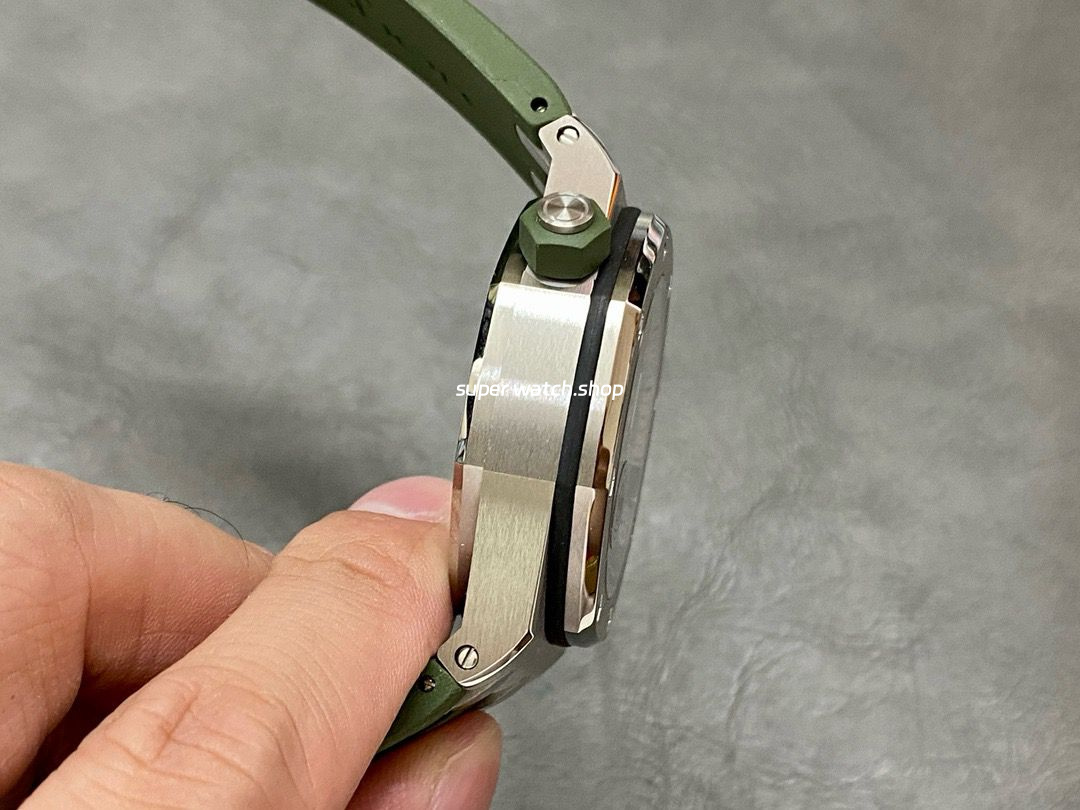 APS Factory Audemars Piguet Royal Oak Selfwinding 42mm 15710 Rubber Strap Green Dial - Image 5