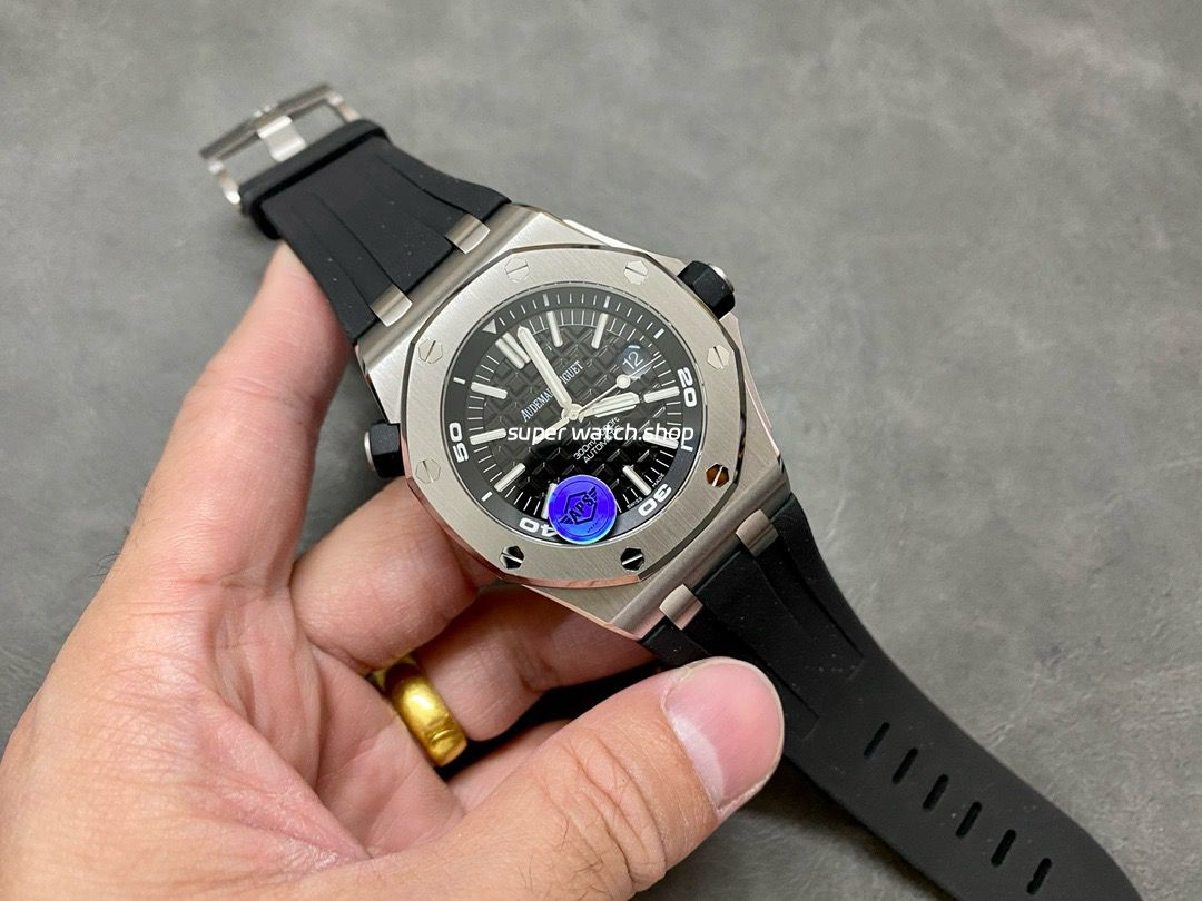 APS Factory Audemars Piguet Royal Oak Selfwinding 42mm 15710ST.OO.A002CA.01 Rubber Strap Black Dial - Image 4
